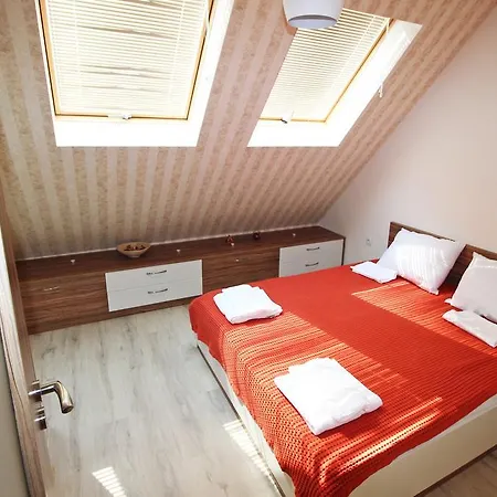 Lilly Apartament